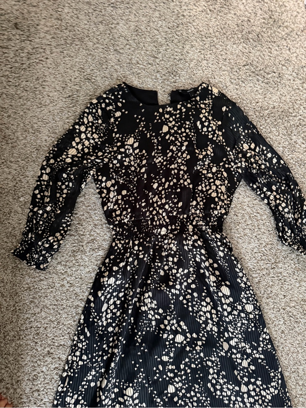 Vero Moda Black Dress with Cream Abstract Print — Long Sleeve